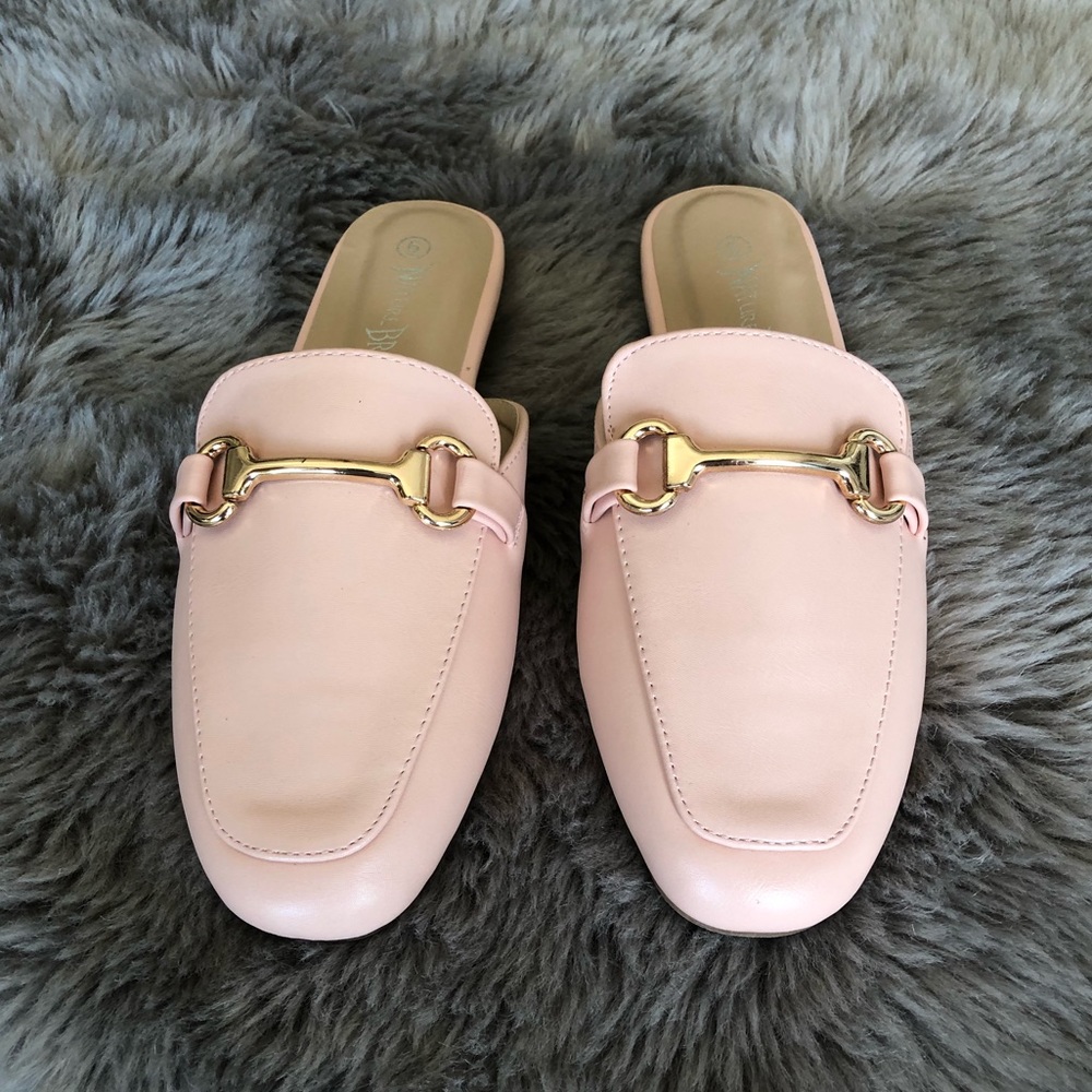 Best Sellers✨Blush Mules with Gold Horsebit - Picture 4 of 8
